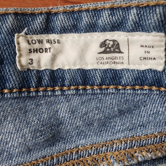 PacSun Low Rise Short-Shorts - Picture 4 of 4